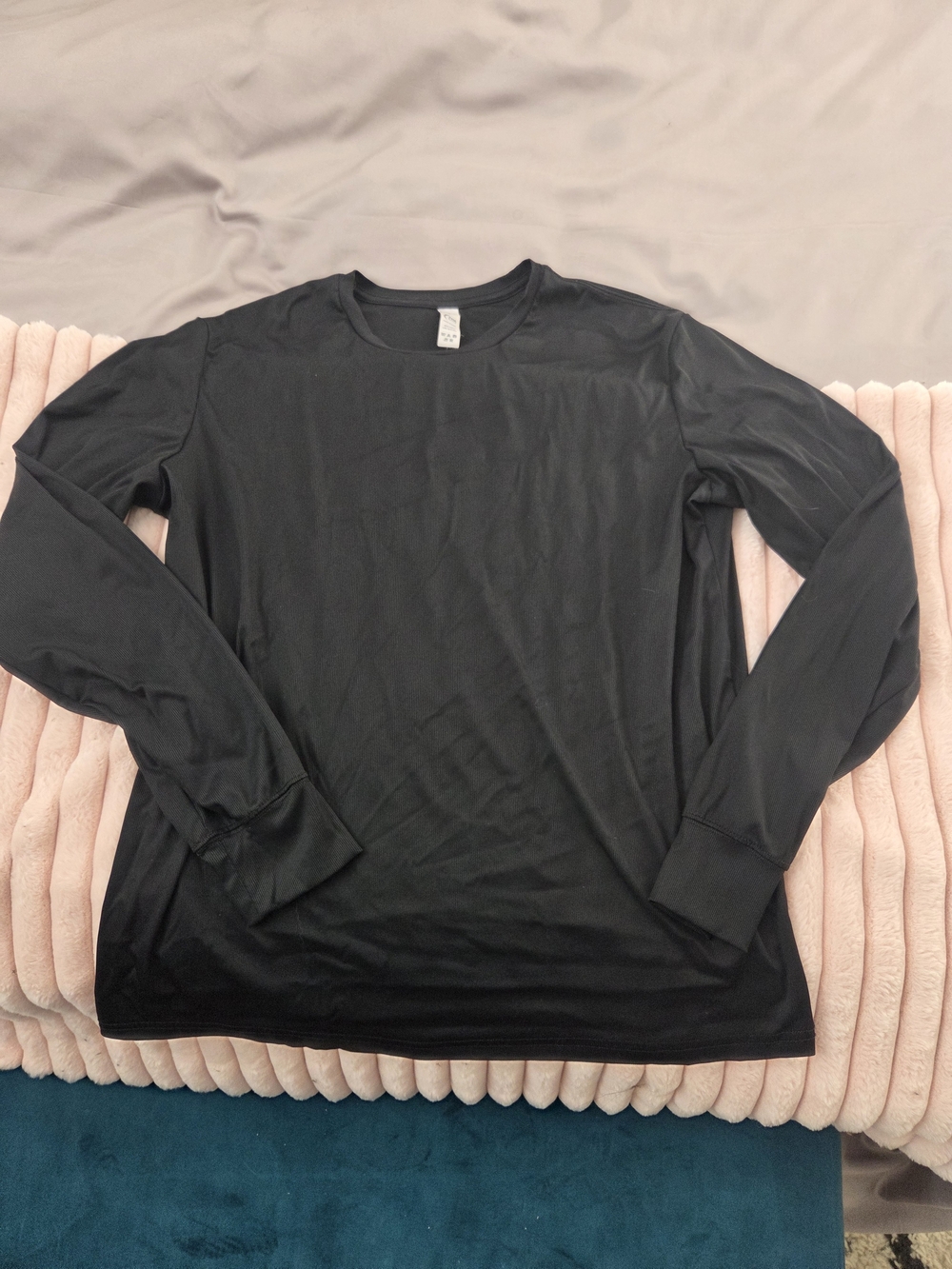 ZYIA Black Long-Sleeve Crewneck Shirt